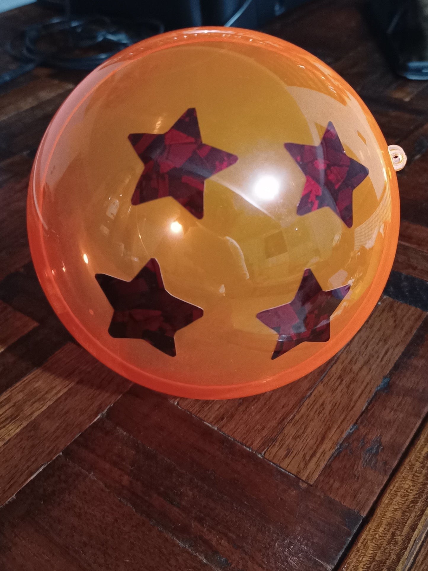 Contenedor Premium: Esfera del Dragón de 4 Estrellas